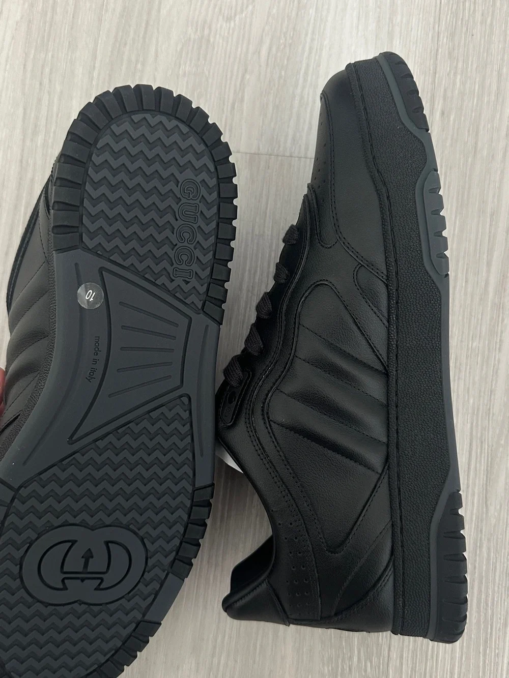 Gucci Re-Web Low Top Sneaker Black Leather (SKU 786186) 10/US 10.5
